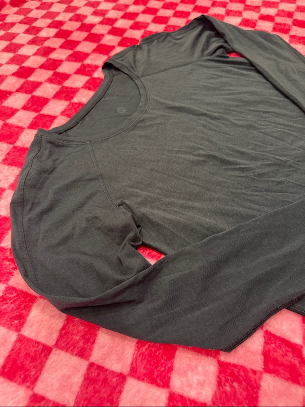 lululemon athletica Black Long Sleeve Scoop Neck Top - Picture 2 of 4